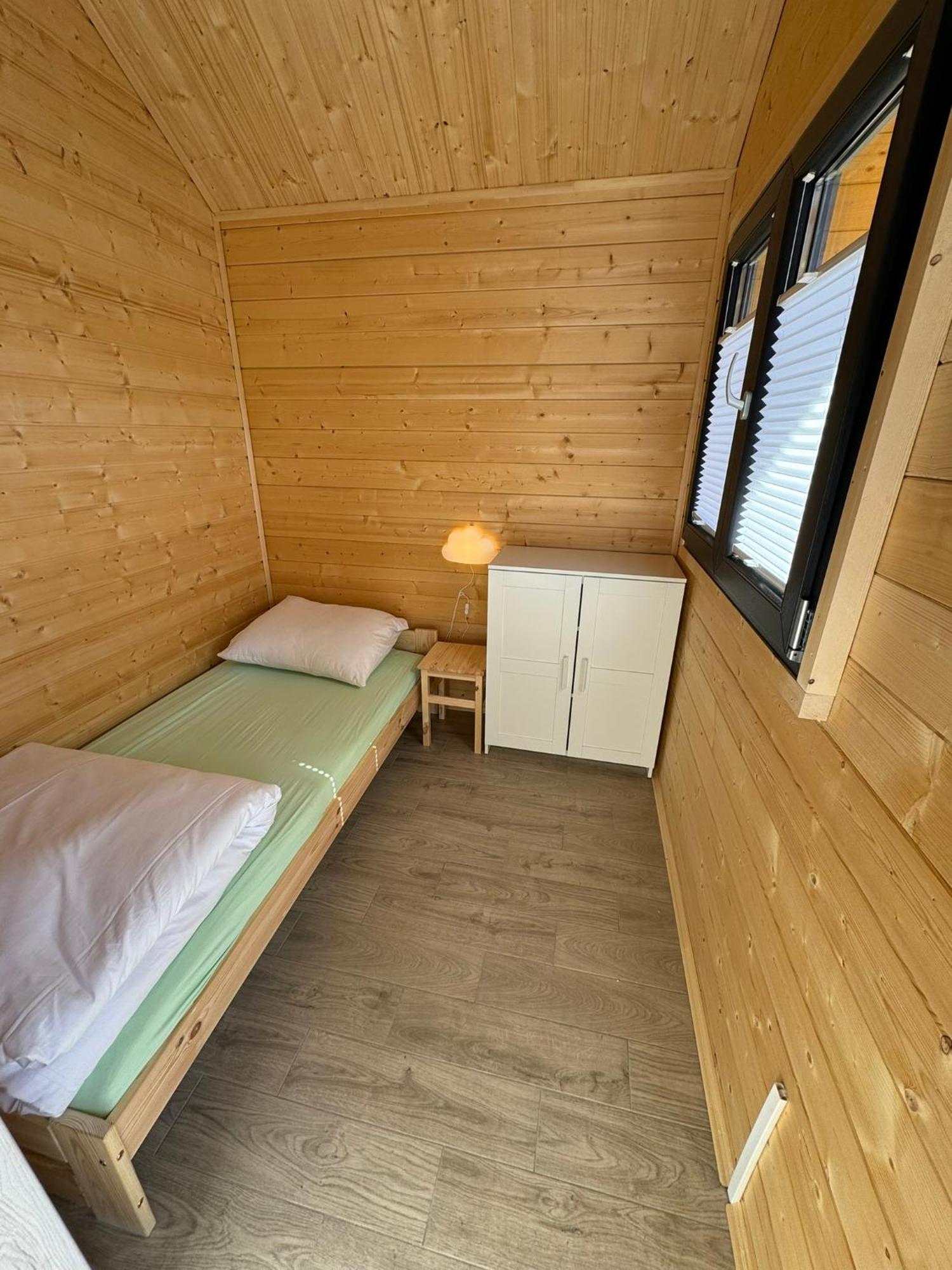 Osrodek Wczasowy Kuba Hotel ยารอสวาเวียซ ภายนอก รูปภาพ