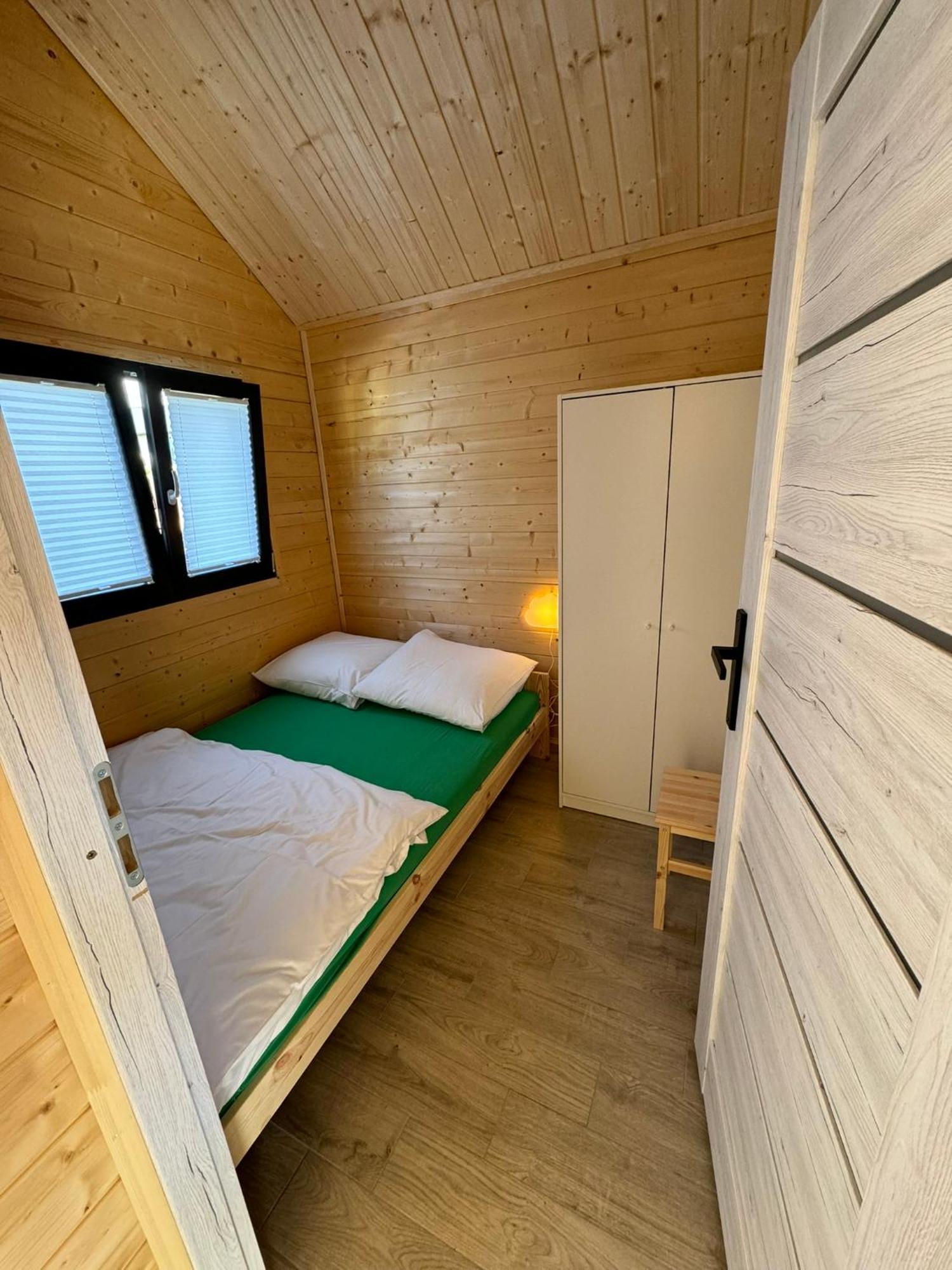 Osrodek Wczasowy Kuba Hotel ยารอสวาเวียซ ภายนอก รูปภาพ